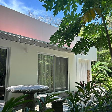 Casa Mariposa Apartment Тола Екстериор снимка